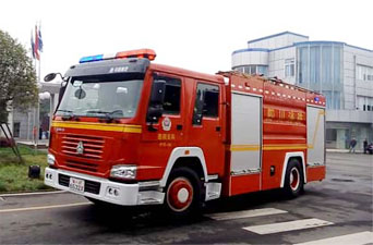 公司開展火災(zāi)事故應(yīng)急大演練 